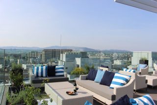 MEAL TOGETHER ROOF TERRACE