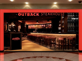 OUTBACK STEAKHOUSE 梅田店（堂島）